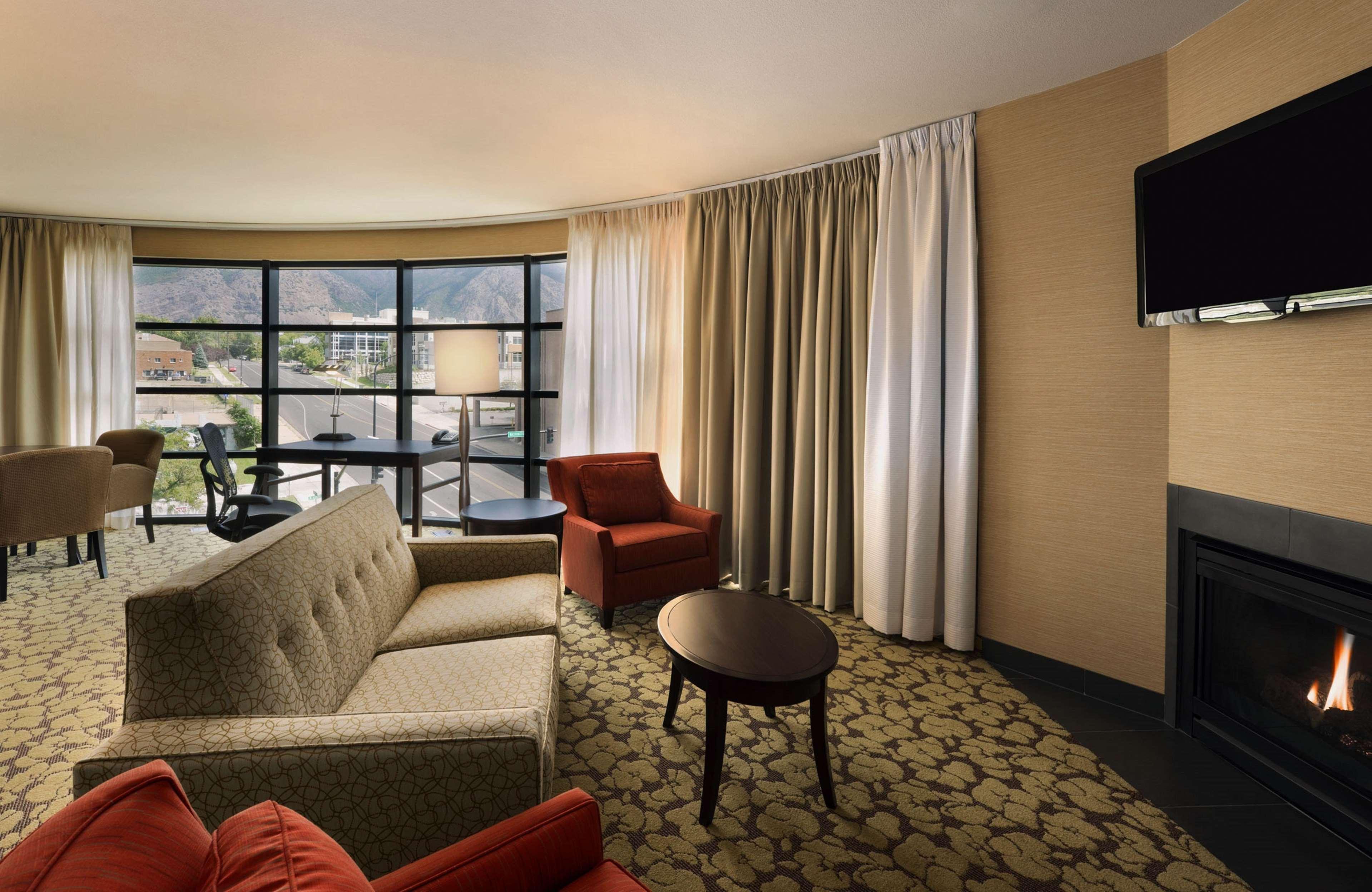 Hilton Garden Inn Ogden Cameră foto